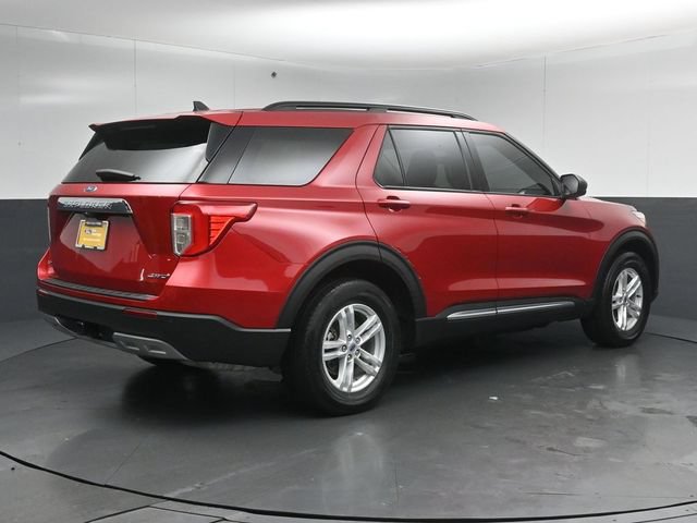 Certified 2024 Ford Explorer XLT AWD/4WD image 7