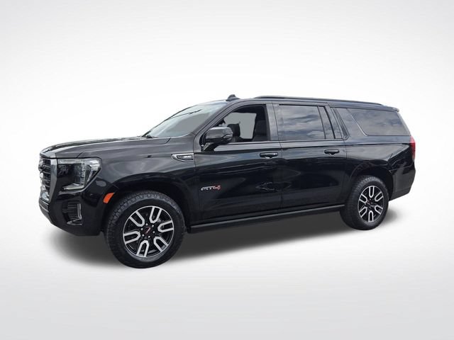 Used 2022 GMC Yukon XL AT4 w/ Technology Package AWD/4WD image 5
