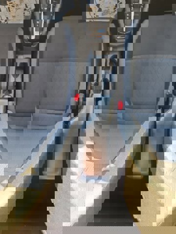 Used 2023 Nissan Versa SV image 14