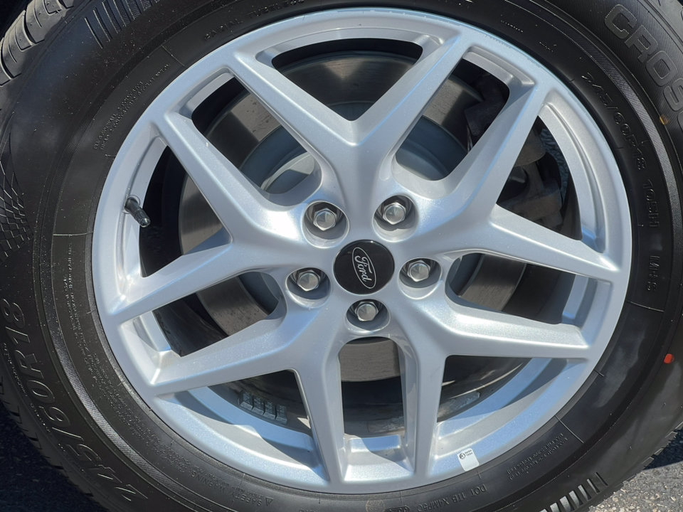 Certified 2024 Ford Edge SEL AWD/4WD image 6