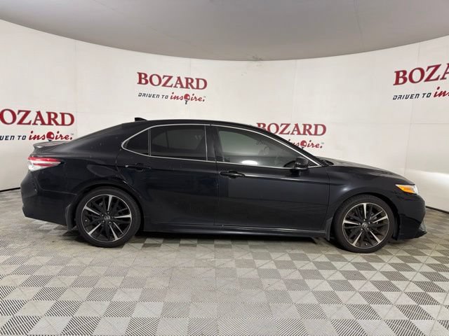 Used 2020 Toyota Camry XSE FWD image 9