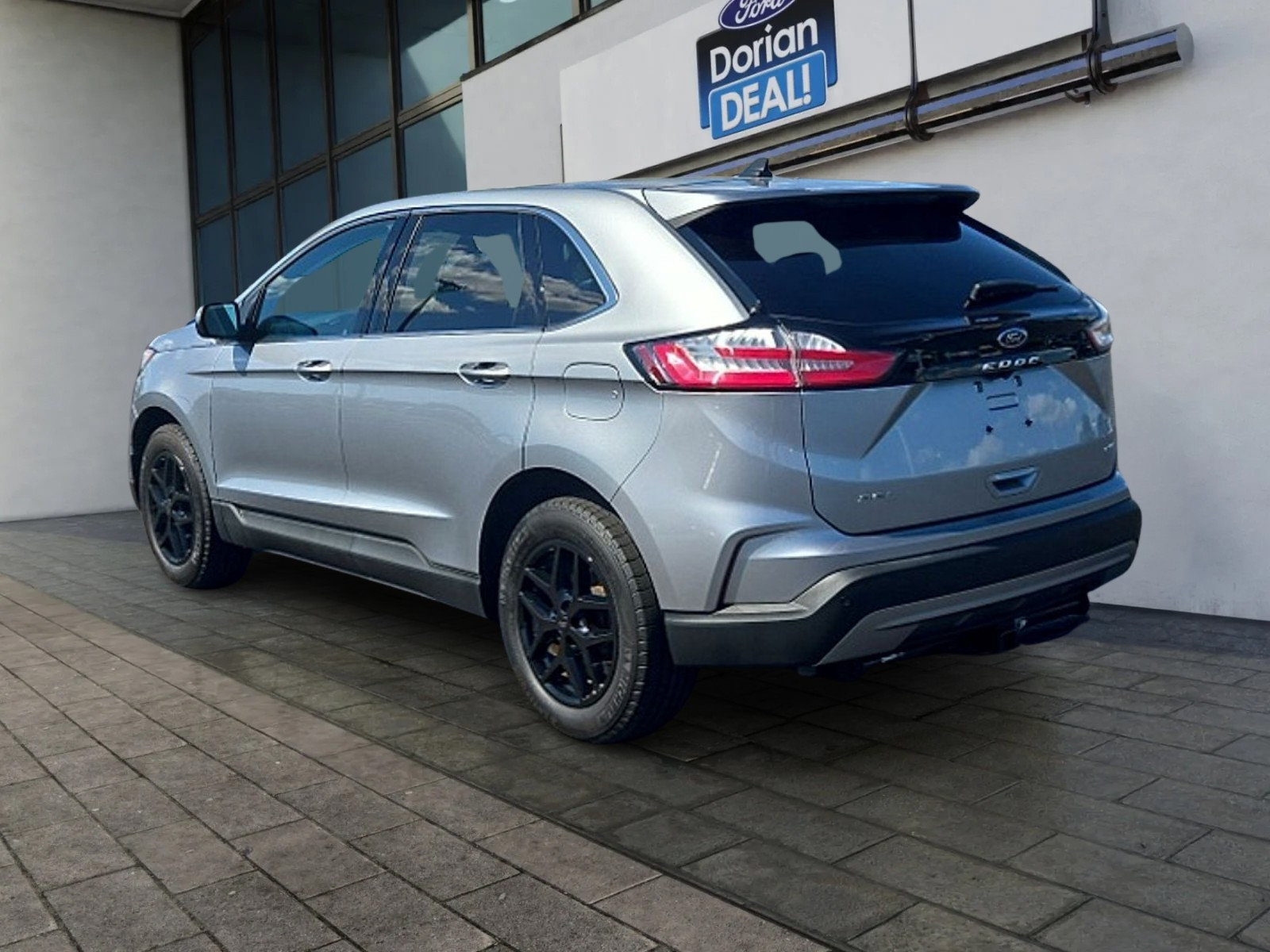 Certified 2023 Ford Edge SEL w/ Convenience Package AWD/4WD image 5