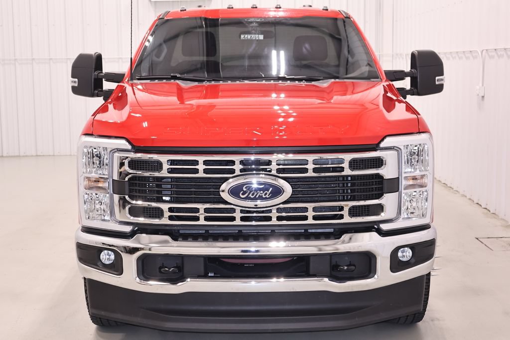Certified 2026 Ford F350 XLT w/ 360-Degree Camera Package AWD/4WD image 5