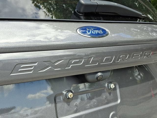 Certified 2024 Ford Explorer XLT w/ Equipment Group 202A AWD/4WD image 31