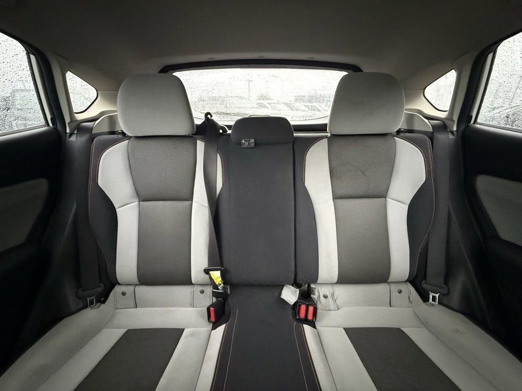 Used 2018 Subaru Crosstrek 2.0i Premium w/ Eyesight System image 28