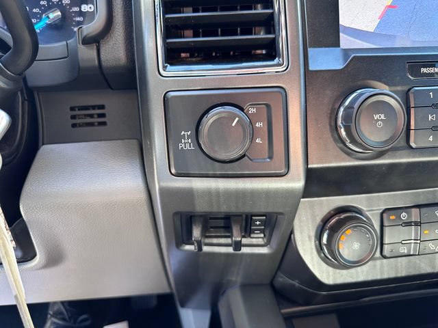 Certified 2019 Ford F250 XLT w/ XLT Value Package AWD/4WD image 16