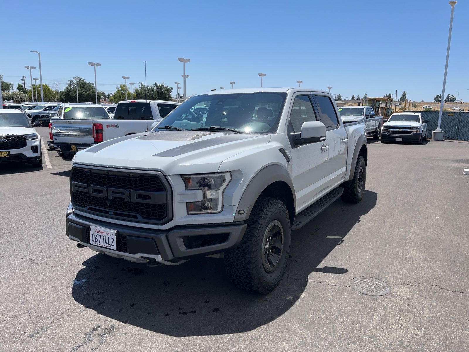 Certified 2017 Ford F150 Raptor w/ Equipment Group 802A Luxury AWD/4WD image 4