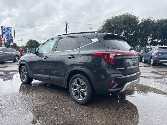 Used 2024 Kia Seltos S FWD image 6