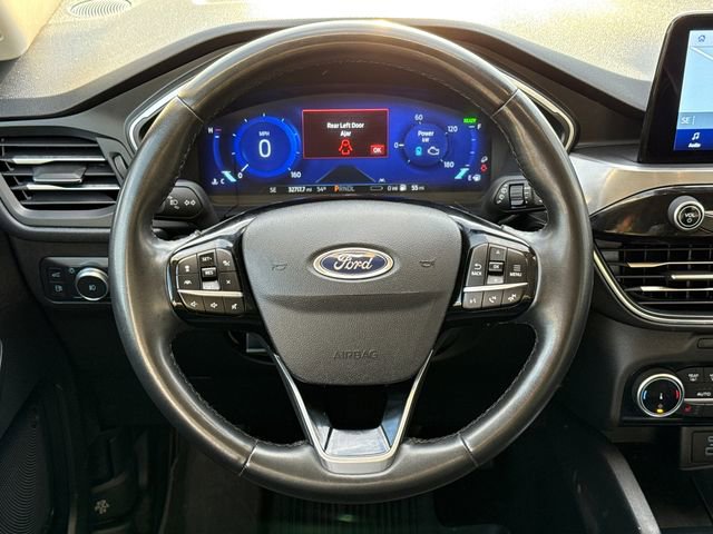 Certified 2022 Ford Escape Titanium FWD image 16