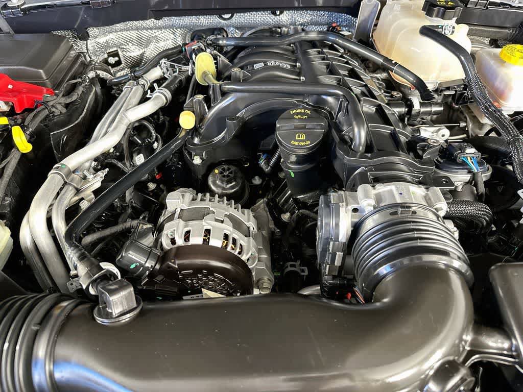 Used 2024 Jeep Wrangler Unlimited Sport AWD/4WD image 9