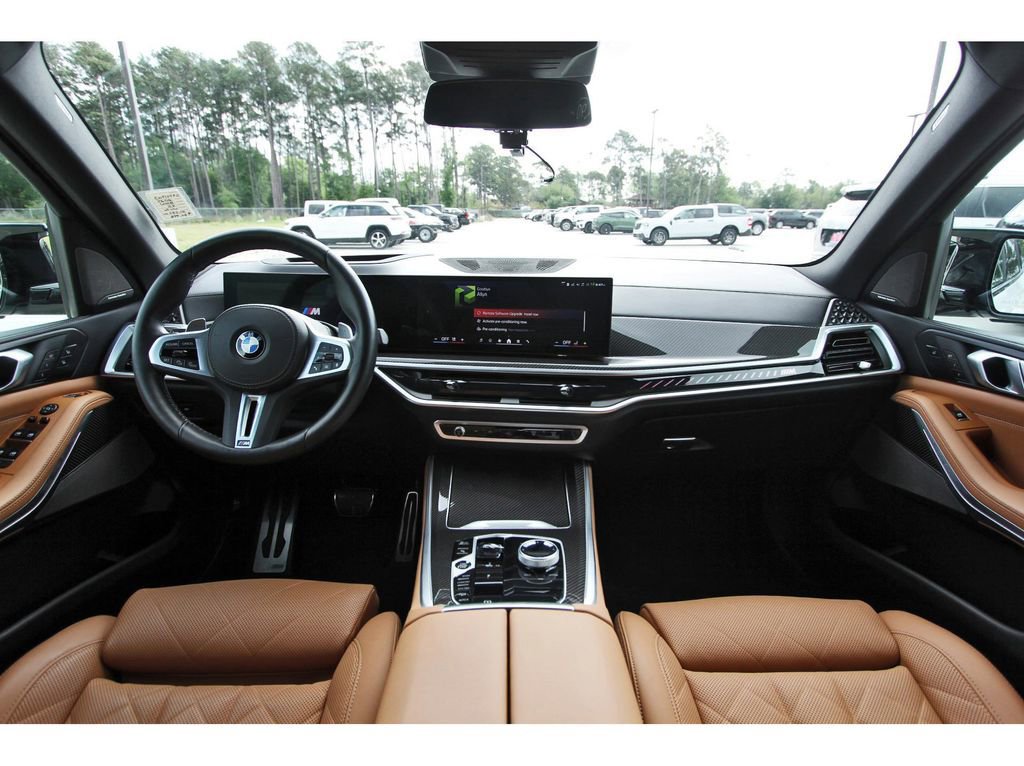 Used 2025 BMW X5 M60i w/ Executive Package image 12