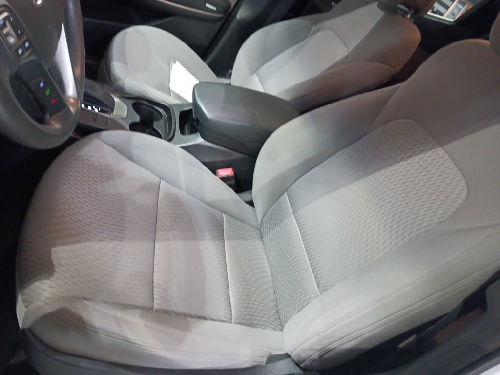 Used 2017 Hyundai Santa Fe Sport AWD/4WD image 5