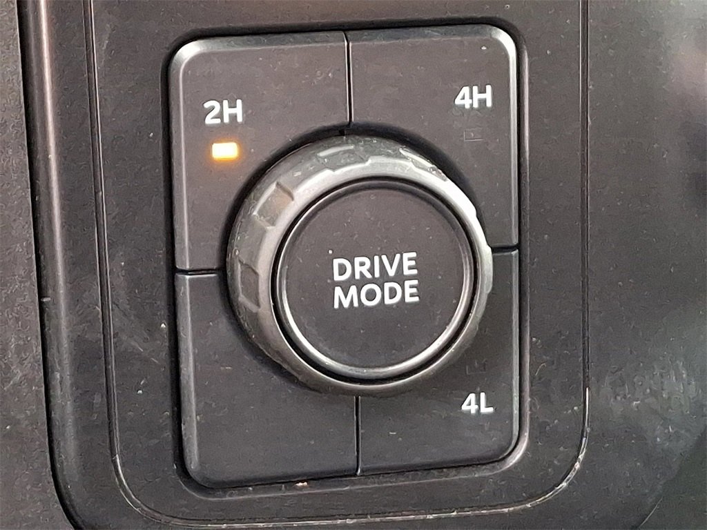 Certified 2023 Ford F150 XLT w/ Equipment Group 302A High image 27