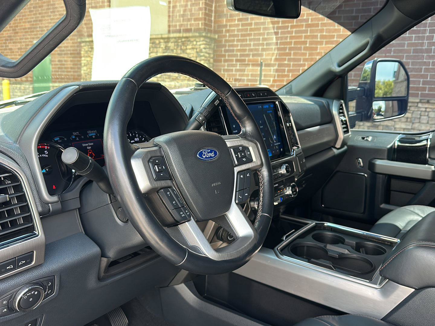 Certified 2022 Ford F250 Platinum w/ Tremor Off-Road Package AWD/4WD image 15
