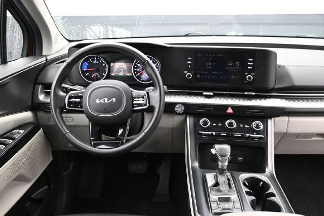 Used 2024 Kia Carnival LX FWD image 38