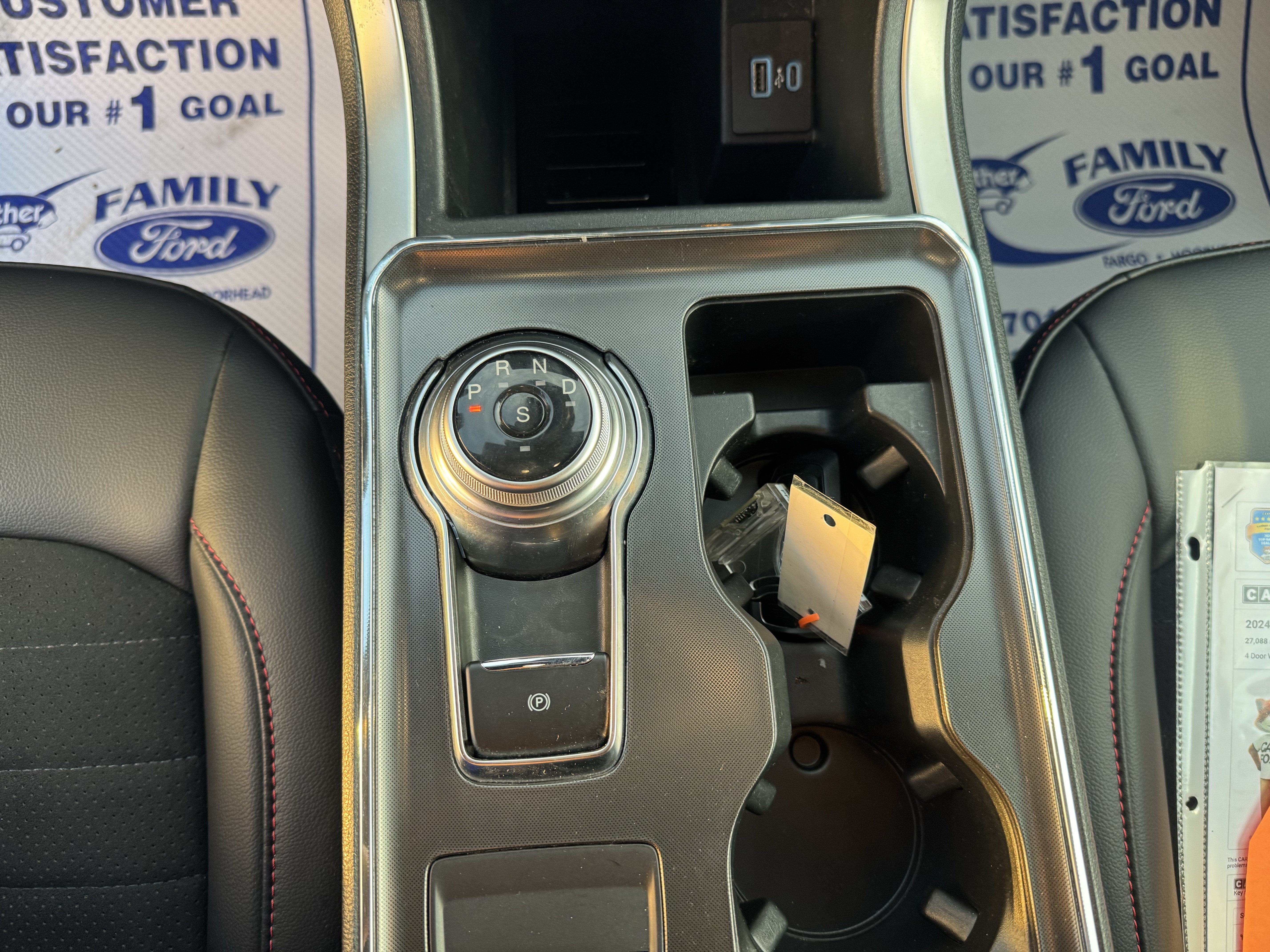 Certified 2024 Ford Edge ST-Line AWD/4WD image 17