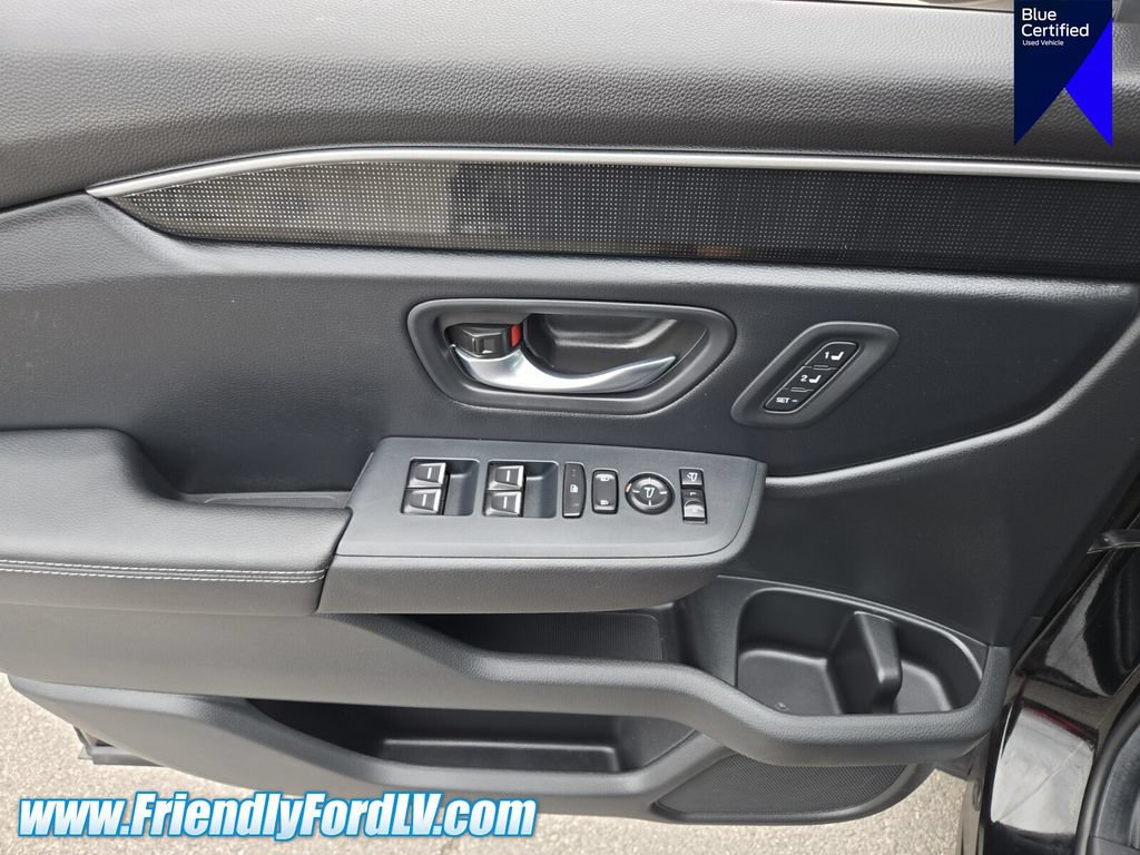 Used 2025 Honda Pilot Elite image 22