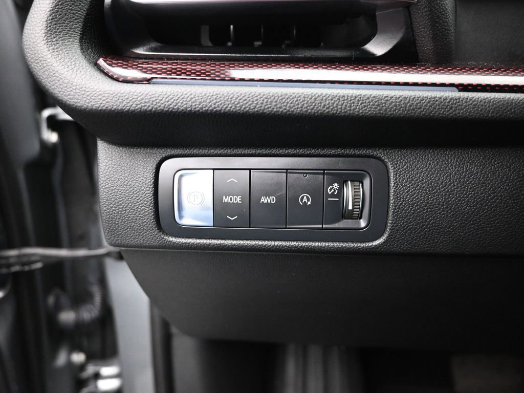 Used 2024 Chevrolet Traverse Z71 w/ LPO, Floor Liner Package image 40