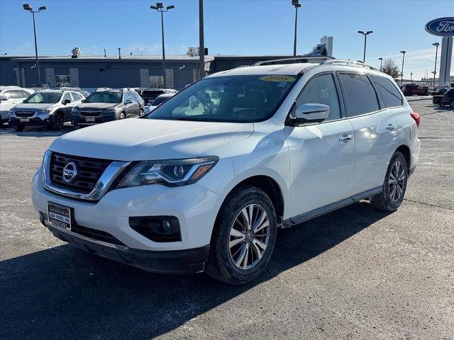 Used 2018 Nissan Pathfinder SL image 1
