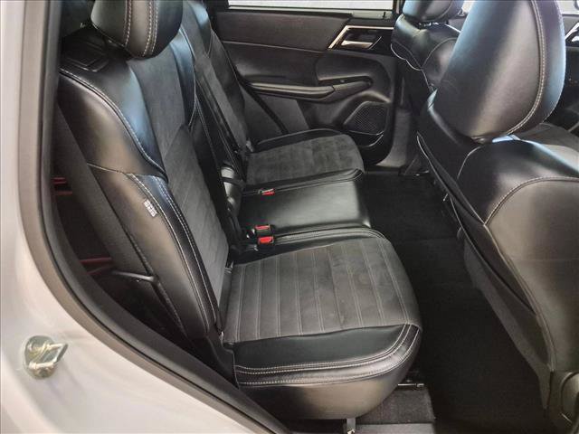 Used 2024 Mitsubishi Outlander Ralliart AWD/4WD image 22
