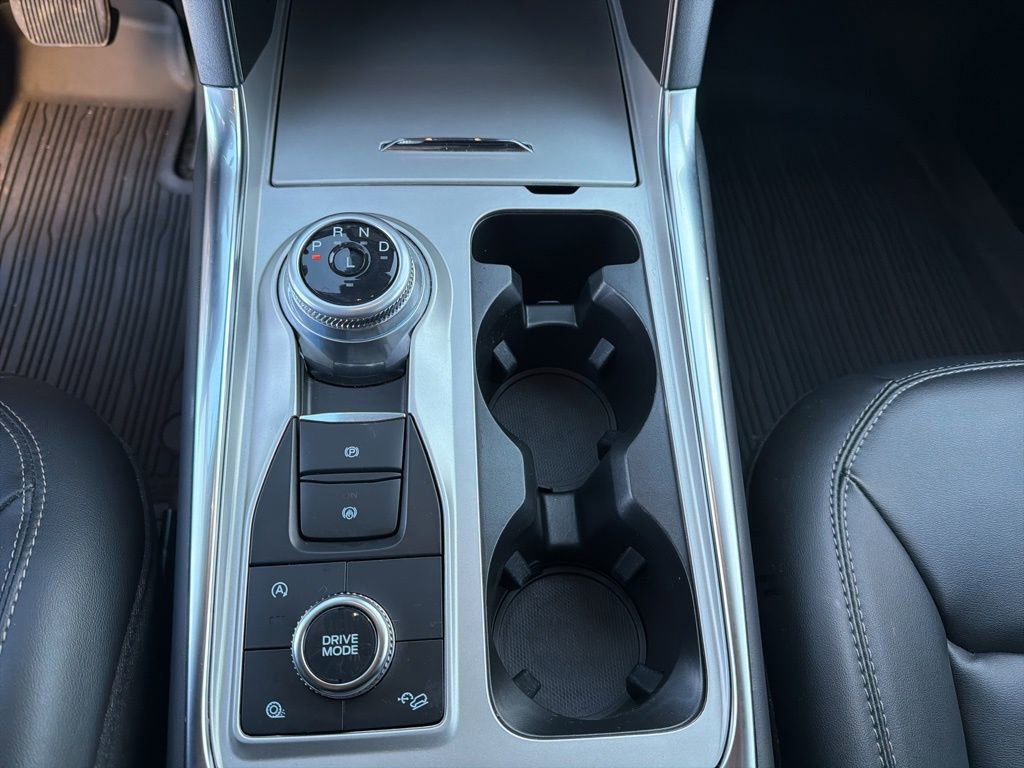 Certified 2023 Ford Explorer XLT w/ Equipment Group 202A image 27