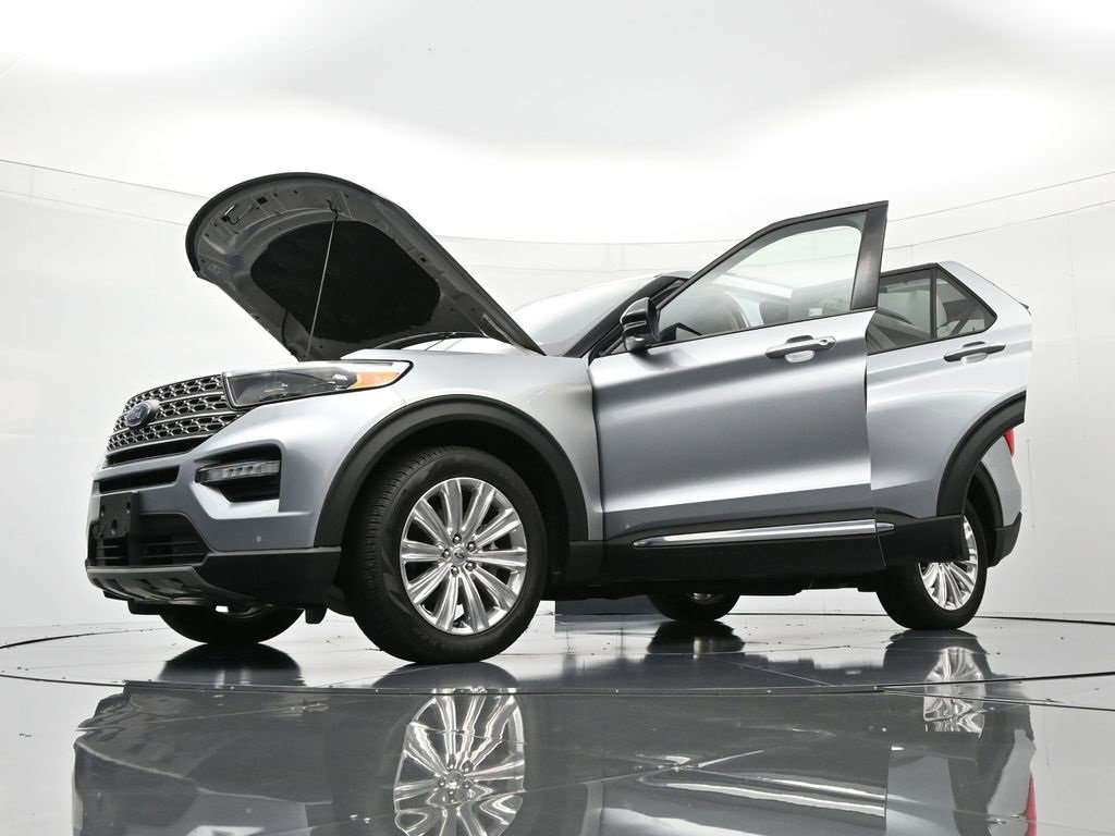 Certified 2022 Ford Explorer Limited w/ Limited Technology Package image 50