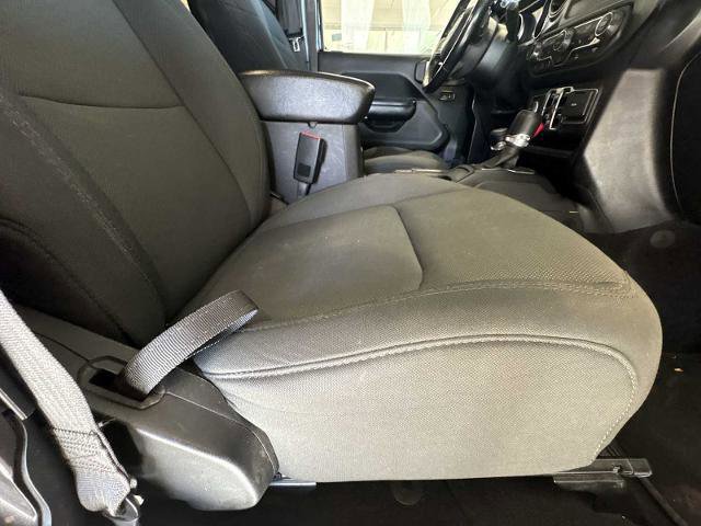 Used 2021 Jeep Wrangler Sport image 27