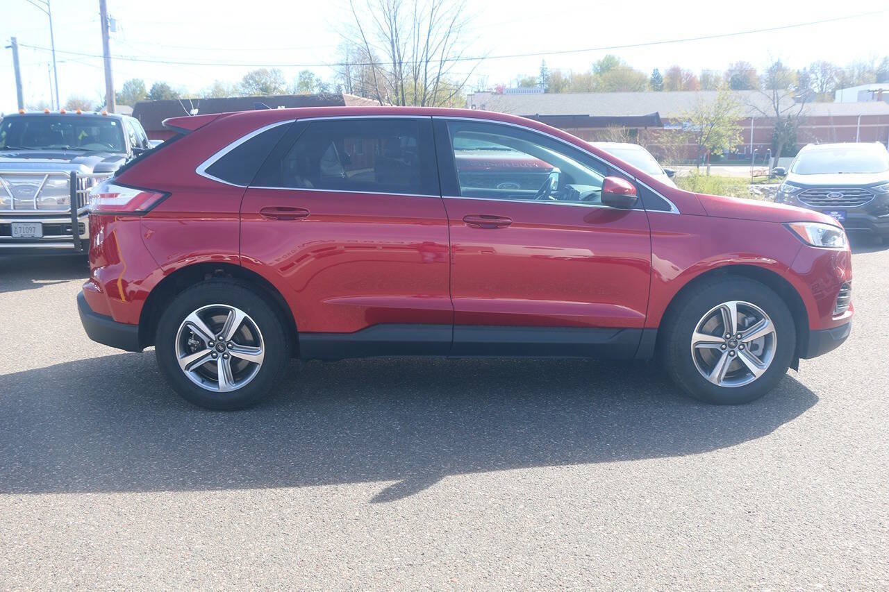 Certified 2024 Ford Edge SEL w/ Convenience Package AWD/4WD image 6