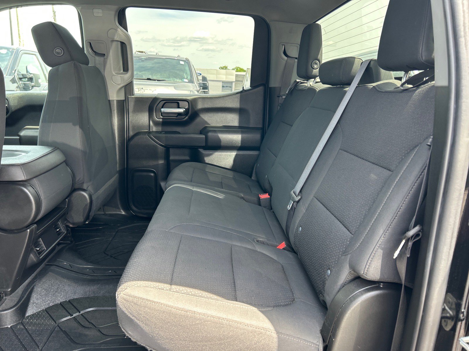 Used 2021 Chevrolet Silverado 1500 Custom AWD/4WD image 10
