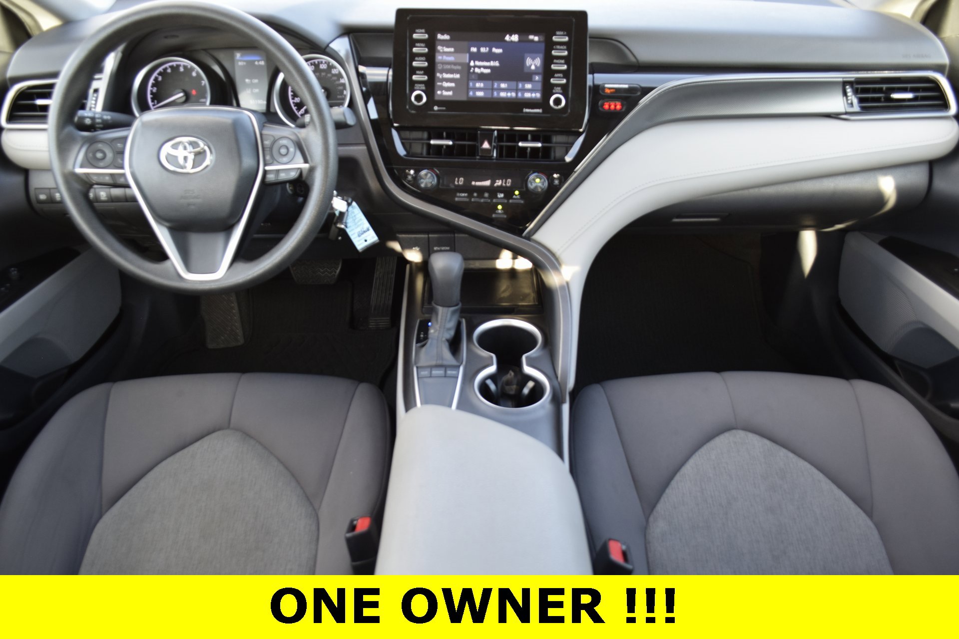 Used 2023 Toyota Camry LE image 2