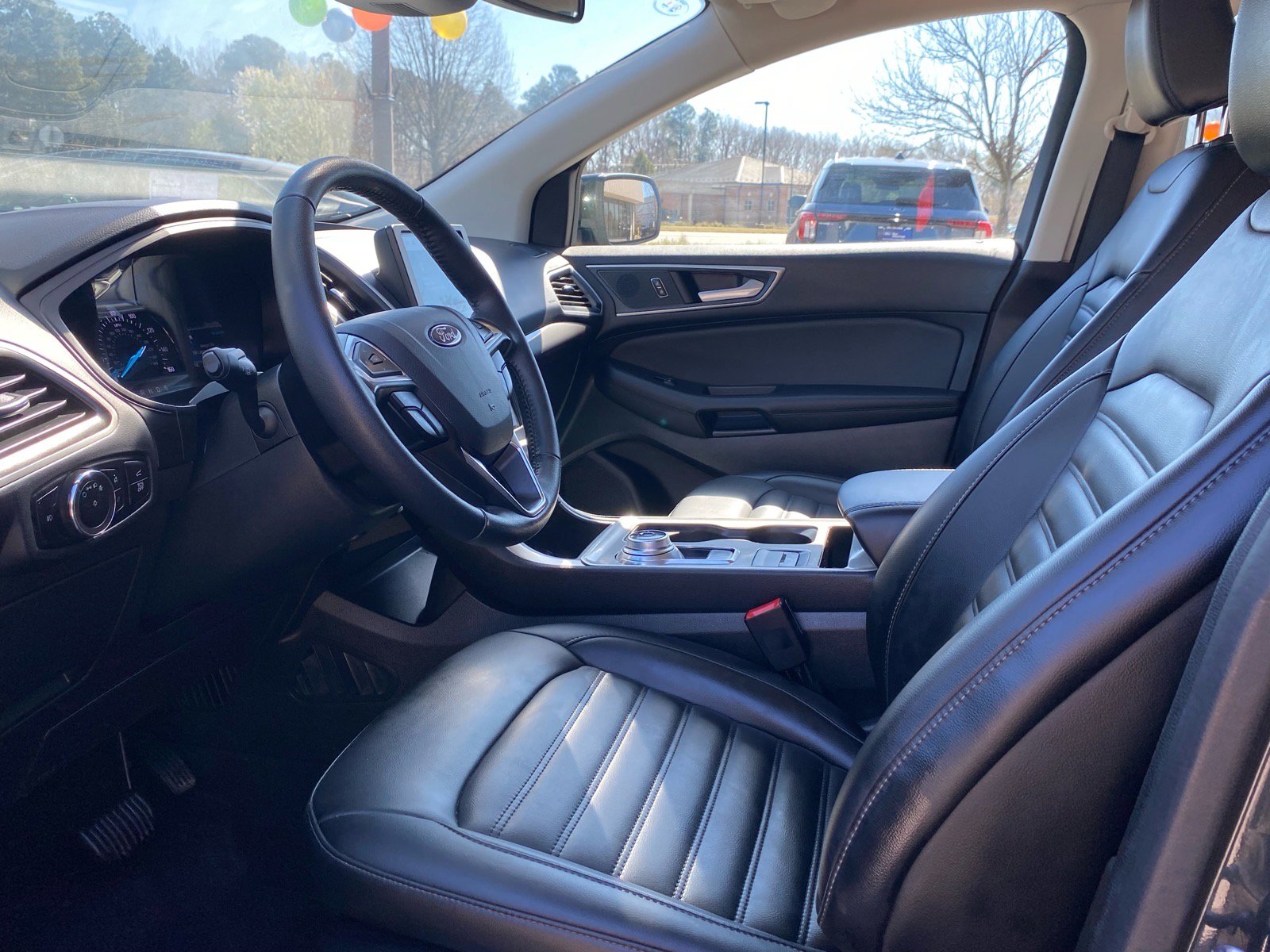 Certified 2024 Ford Edge SEL w/ Convenience Package AWD/4WD image 13