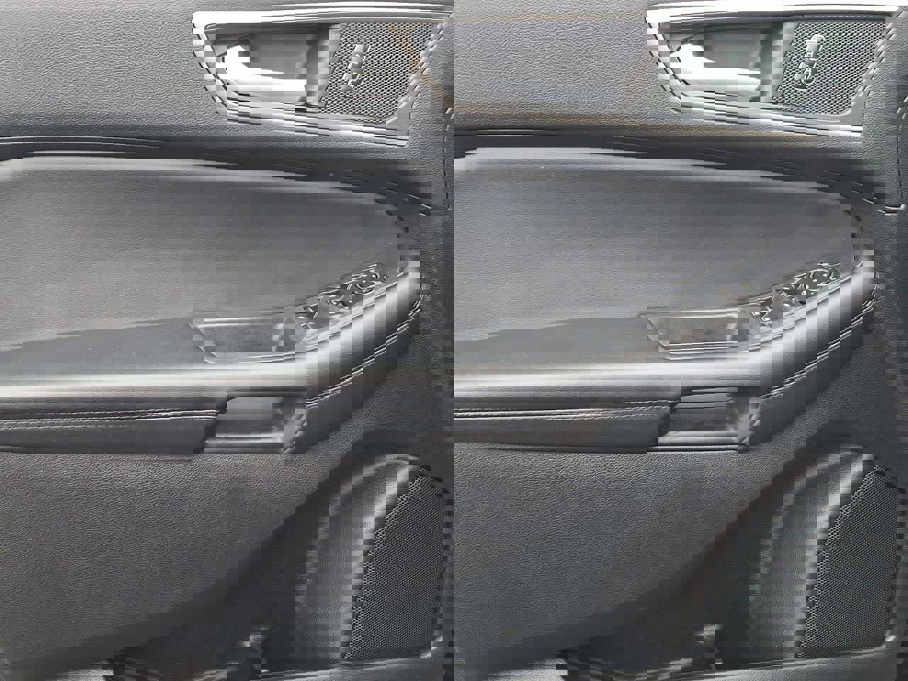 Certified 2024 Ford Edge SEL image 16