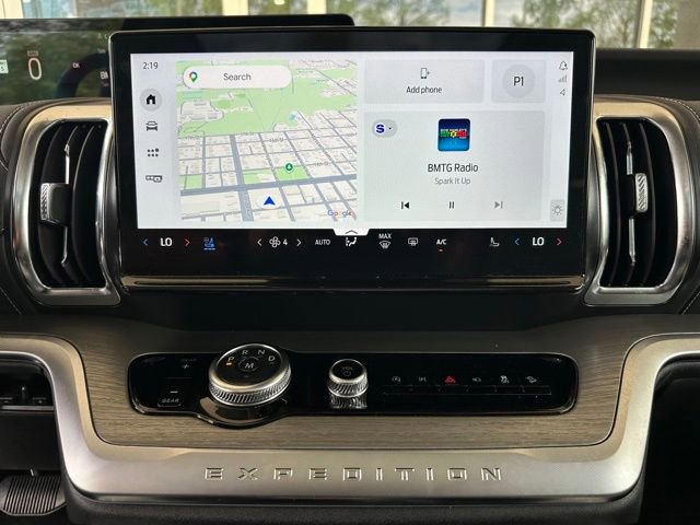 Certified 2025 Ford Expedition Max Platinum w/ Driver's Package AWD/4WD image 19