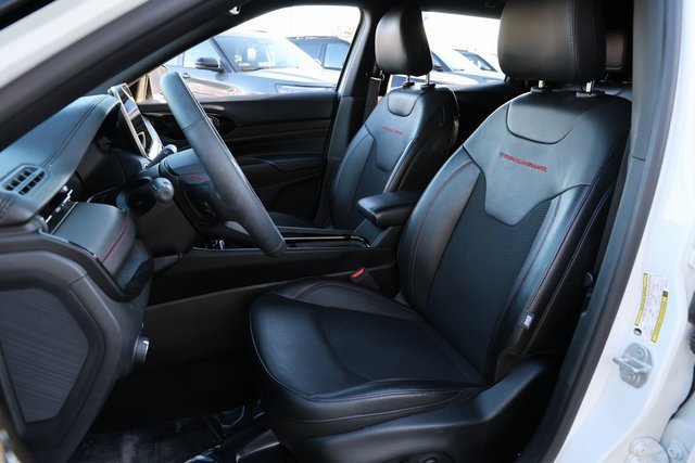 Used 2023 Jeep Compass Trailhawk w/ Trailhawk Convenience Group image 15