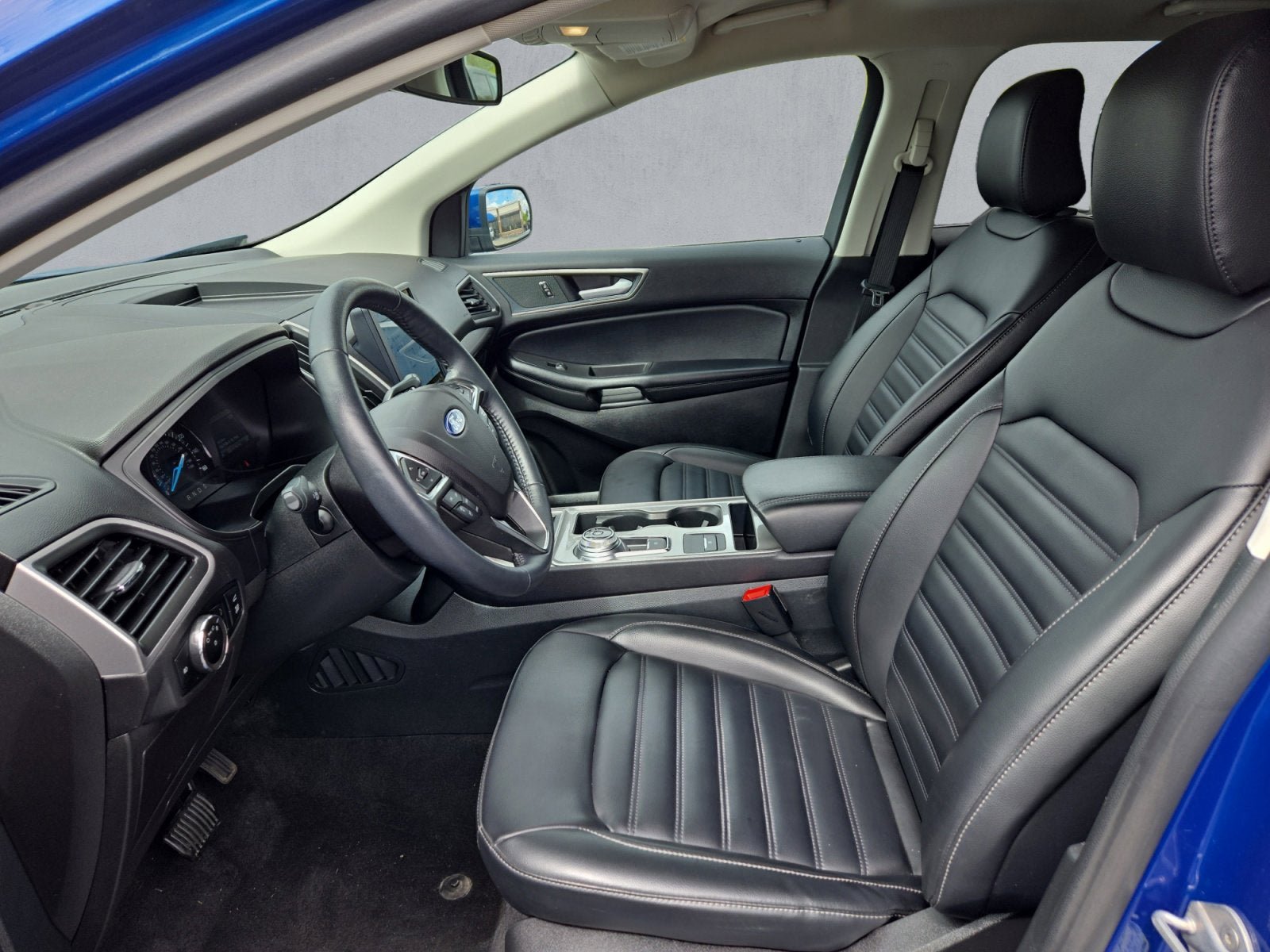 Certified 2024 Ford Edge SEL w/ Convenience Package AWD/4WD image 11