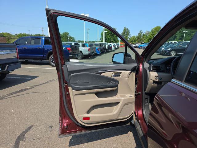 Used 2018 Honda Pilot EX image 19