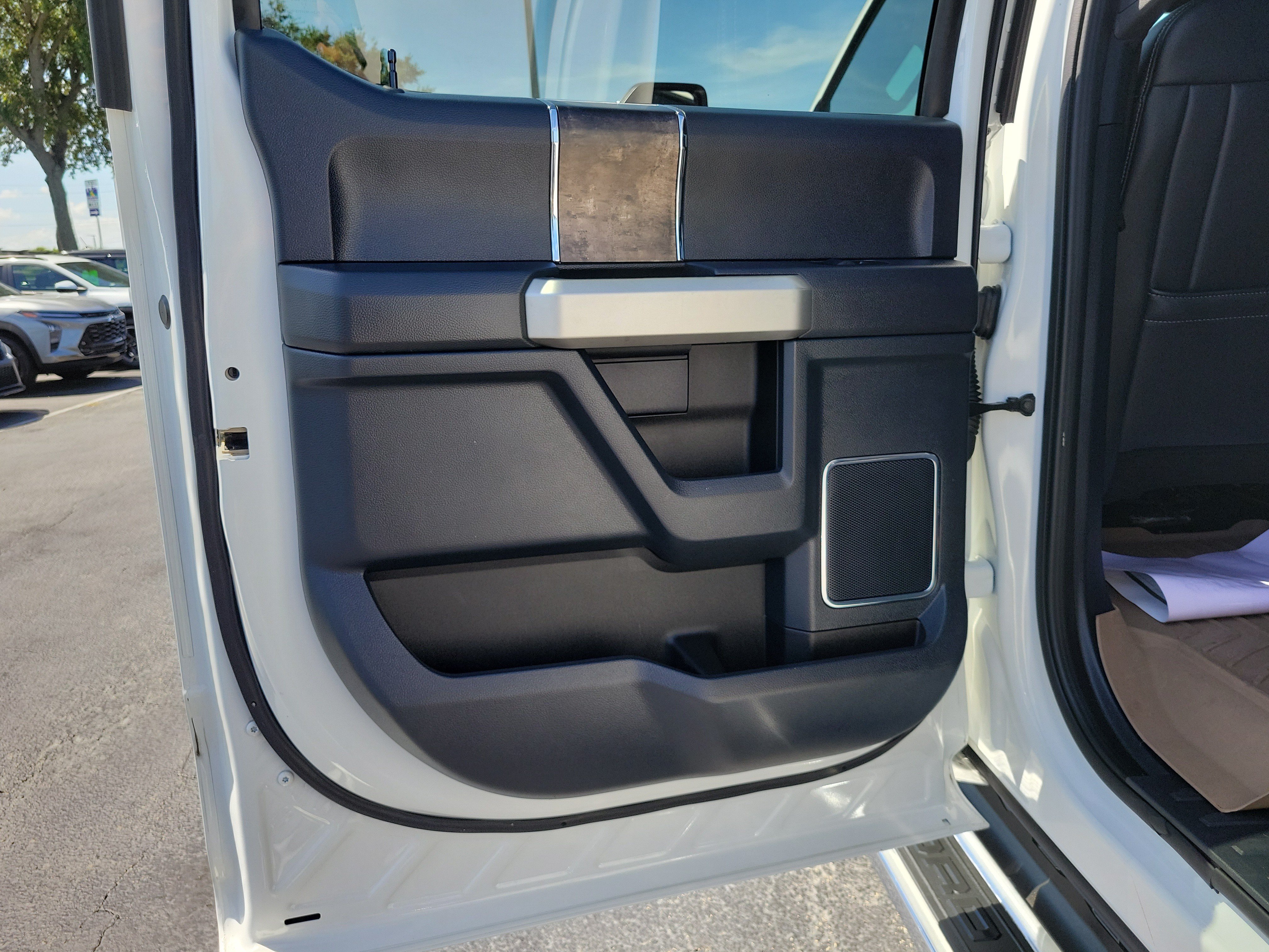 Certified 2022 Ford F250 Lariat w/ Lariat Ultimate Package AWD/4WD image 10