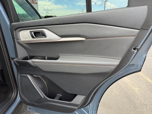 Certified 2025 Ford Explorer Active w/ Active Comfort Package AWD/4WD image 30