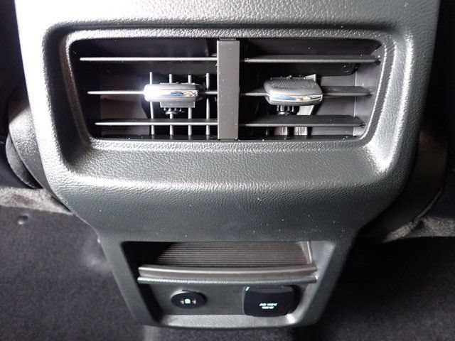 Certified 2023 Ford Edge SEL w/ Convenience Package AWD/4WD image 19