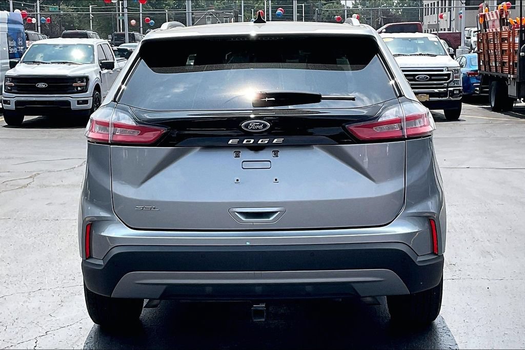 Certified 2021 Ford Edge SEL w/ Convenience Package FWD image 3