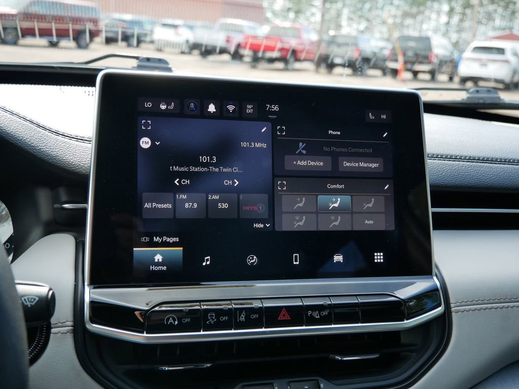 Used 2024 Jeep Compass Limited image 20