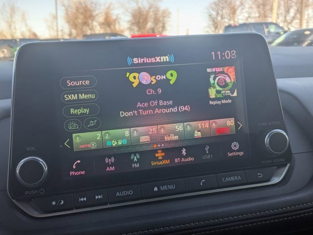 Used 2024 Nissan Rogue SV w/ SV Premium Package image 25