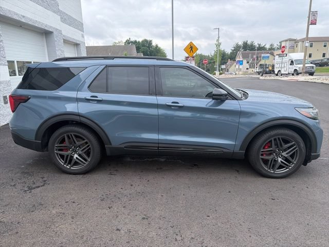Certified 2025 Ford Explorer ST w/ Sun And Sound Package AWD/4WD image 7