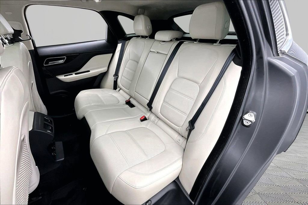 Used 2020 Jaguar F-PACE Prestige AWD/4WD image 26