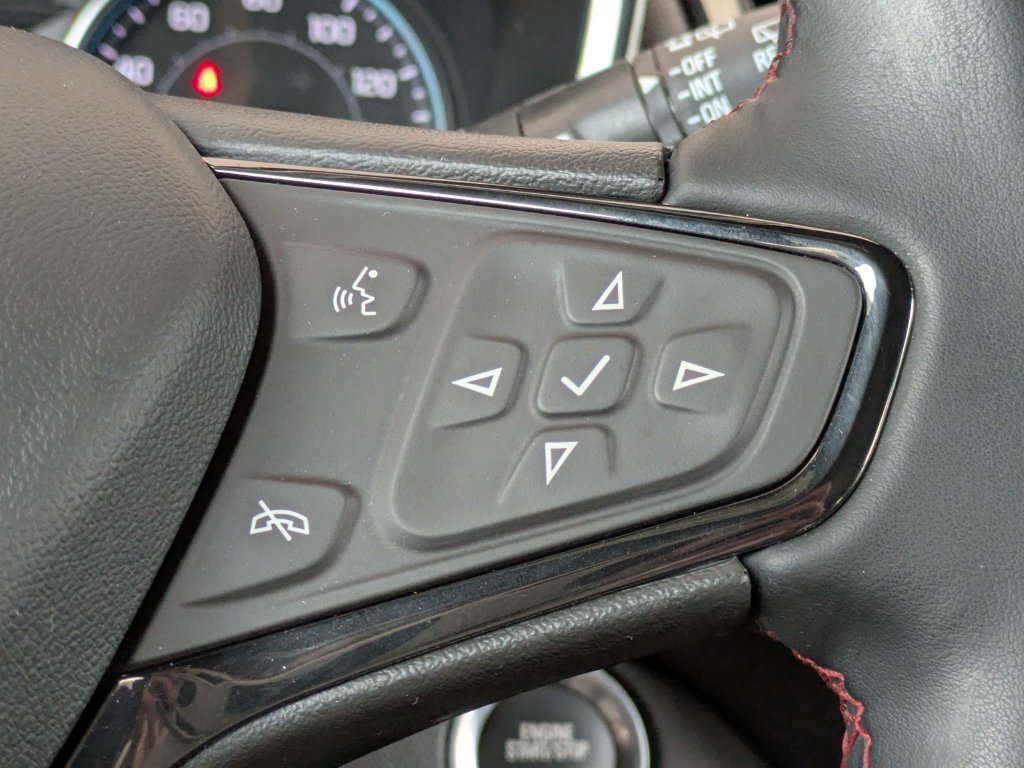 Used 2024 Chevrolet Equinox RS FWD image 27