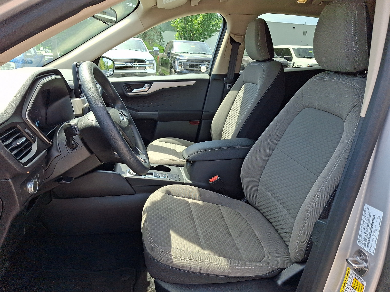 Certified 2020 Ford Escape SE AWD/4WD image 16