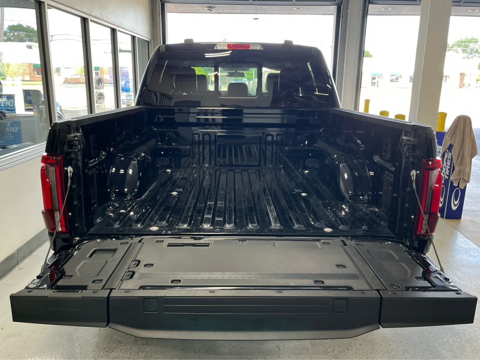 Certified 2025 Ford F150 Tremor w/ Equipment Group 402A High AWD/4WD image 4