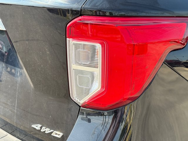 Certified 2022 Ford Explorer XLT w/ Equipment Group 202A AWD/4WD image 33