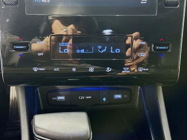 Used 2023 Hyundai Tucson SEL w/ Convenience Package image 17