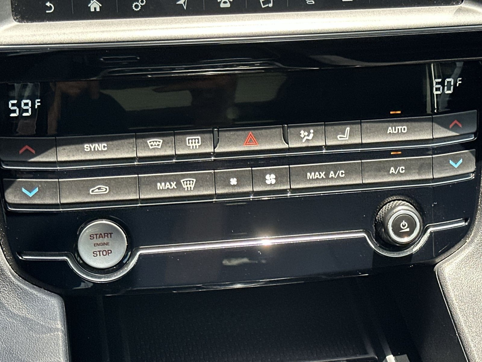 Used 2020 Jaguar F-PACE Premium AWD/4WD image 29